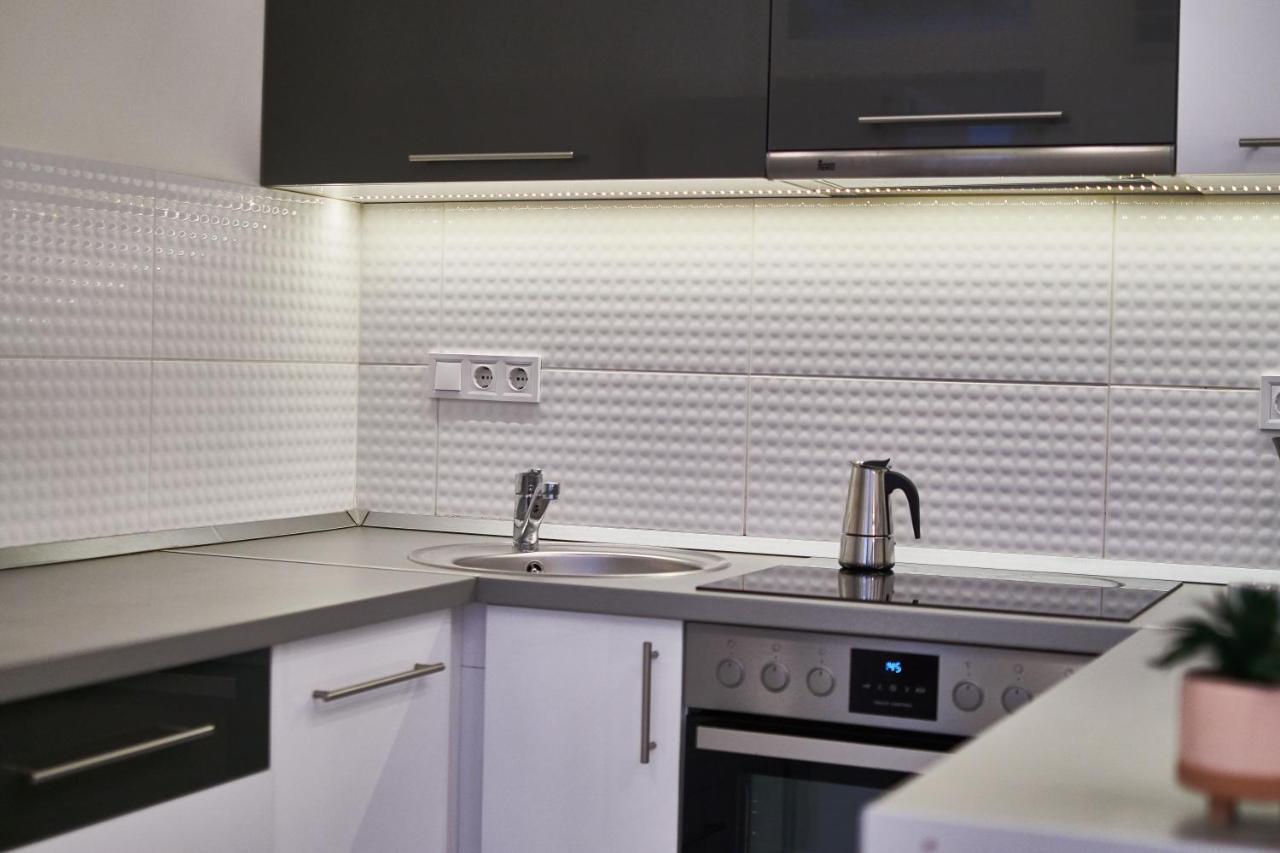 F4 Design Apartment- Budapest Exteriör bild