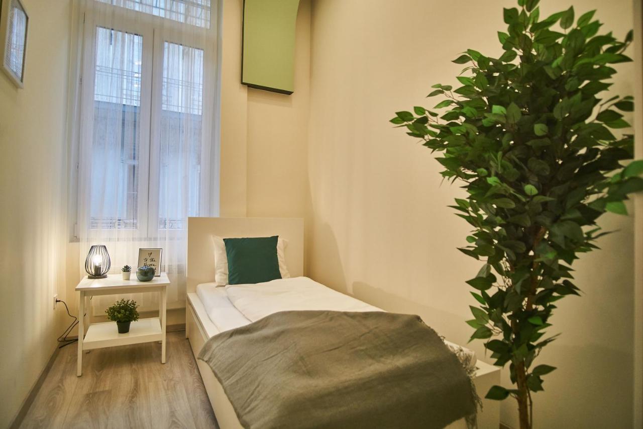 F4 Design Apartment- Budapest Exteriör bild